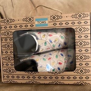 Brand New Men’s Tom’s Slippers “Glow in the Dark”